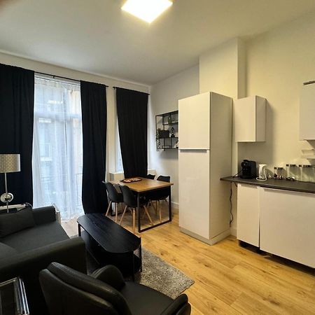 2 Bedroom Apartment 1 Floor In Blankenberge Vrijheidstraat 3 Luaran gambar