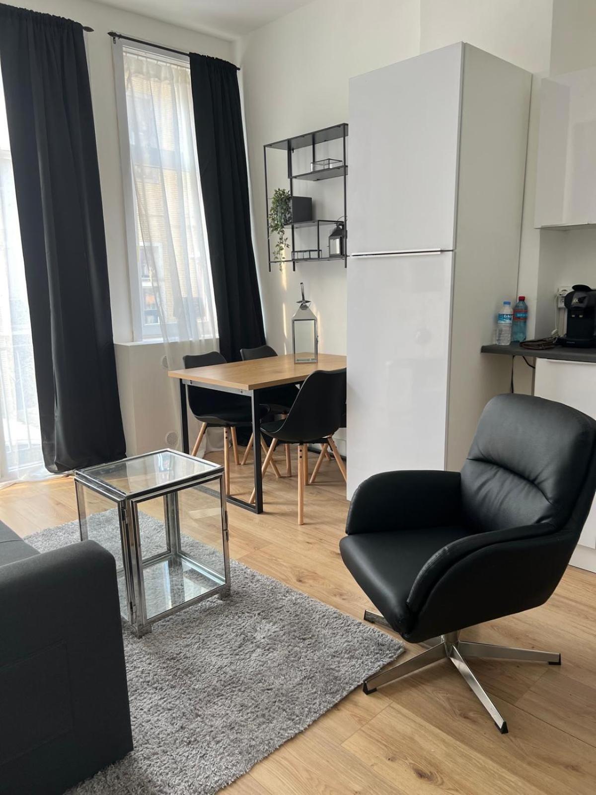 2 Bedroom Apartment 1 Floor In Blankenberge Vrijheidstraat 3 Luaran gambar